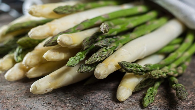 Vit och grön sparris